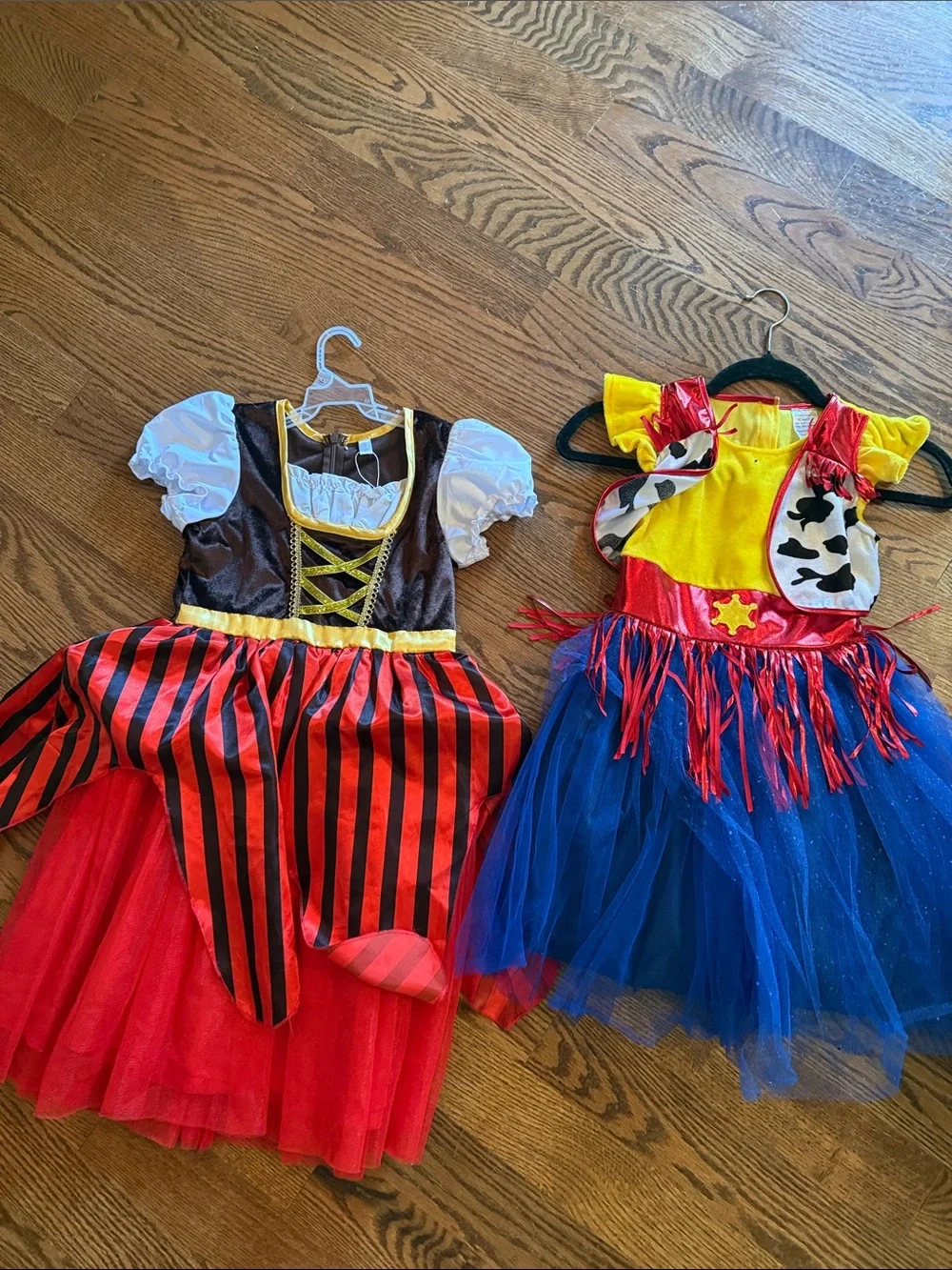 Costume dress